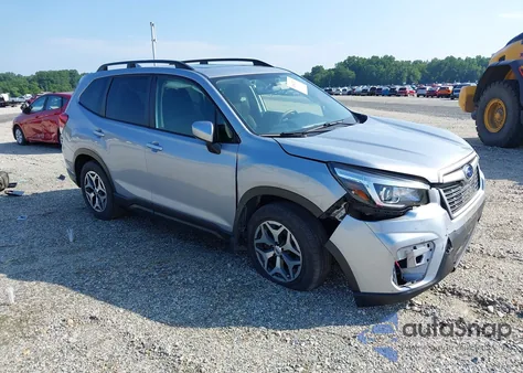 2020 Subaru Forester Premium z USA, uszkodzony, nr VIN JF2SKAJC1LH513640